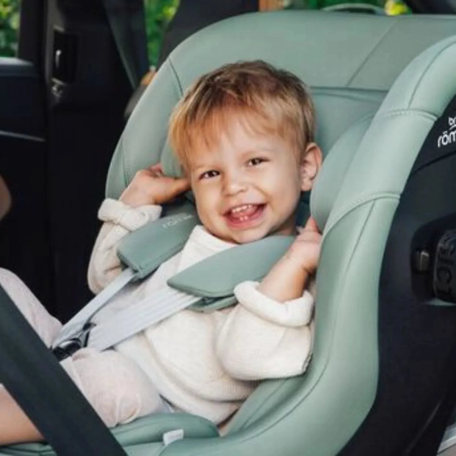 Britax Romer Max Safe Pro Car Seat - Space Black