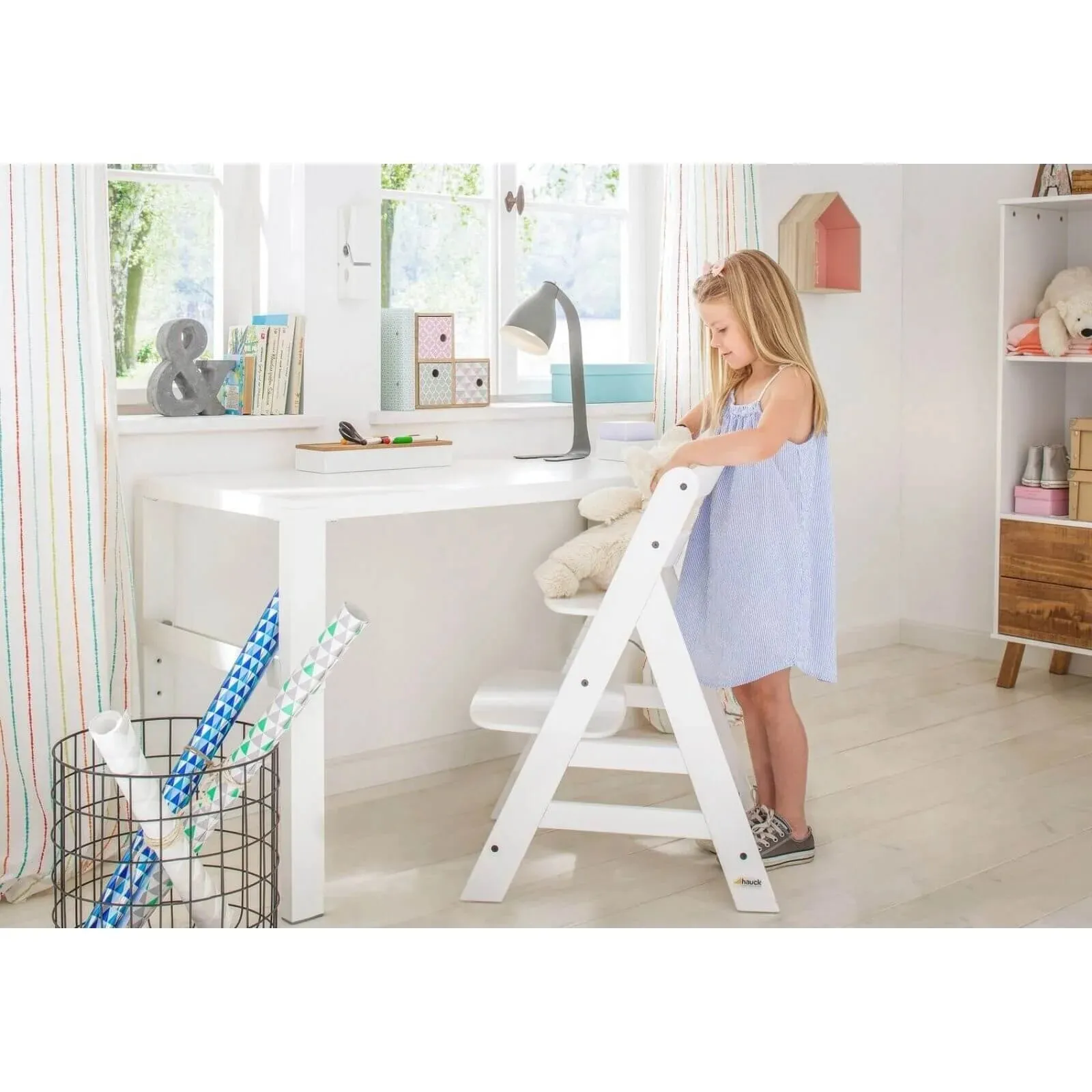 Hauck Alpha  Wooden Highchair - White