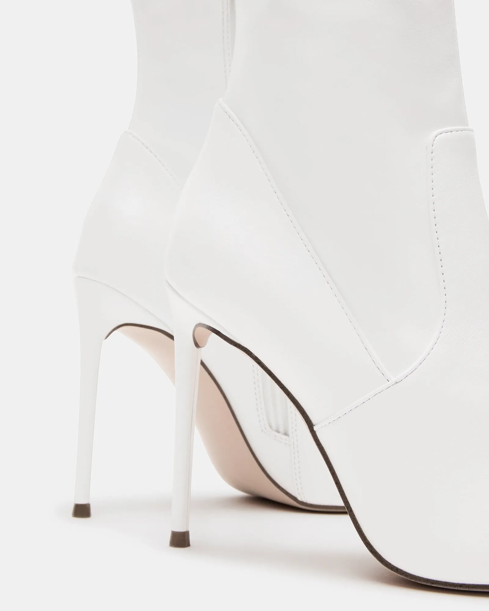 VAVA WHITE - SM REBOOTED